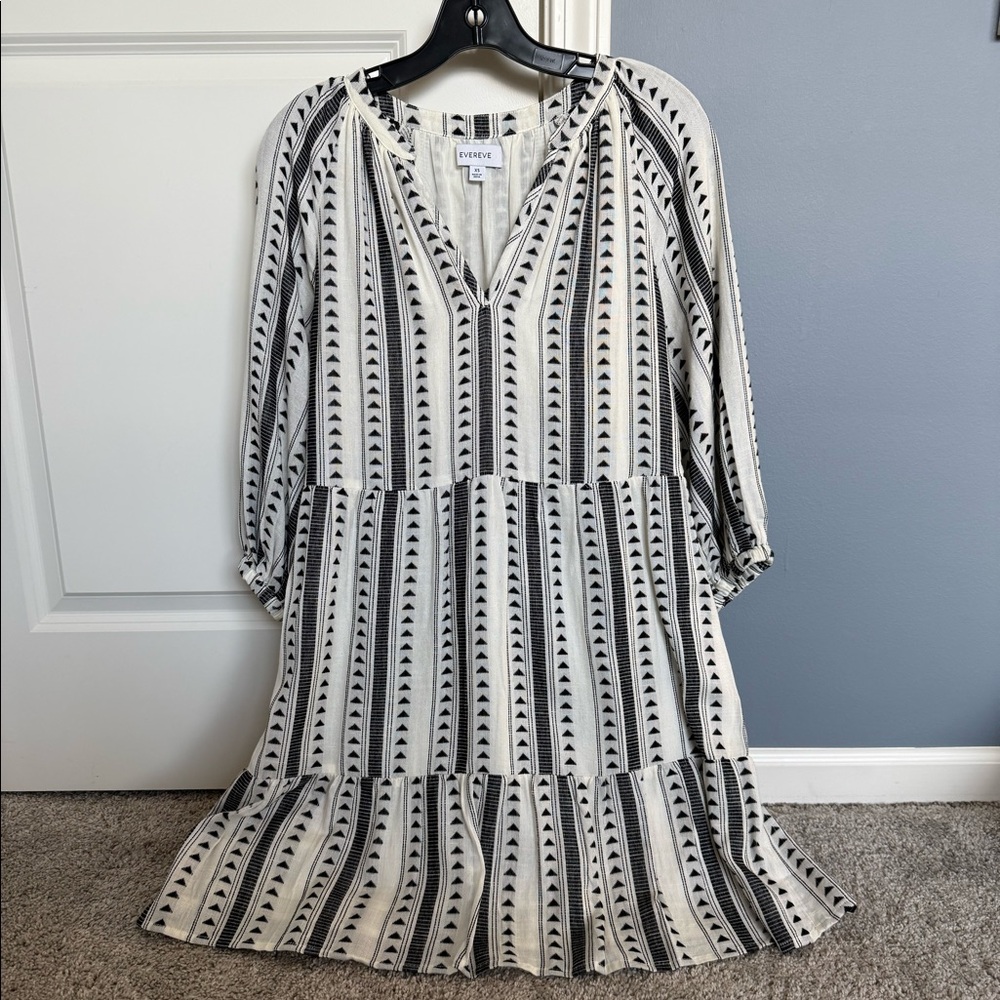 Evereve Sophia Tiered Puff Sleeve Dress - Size XS